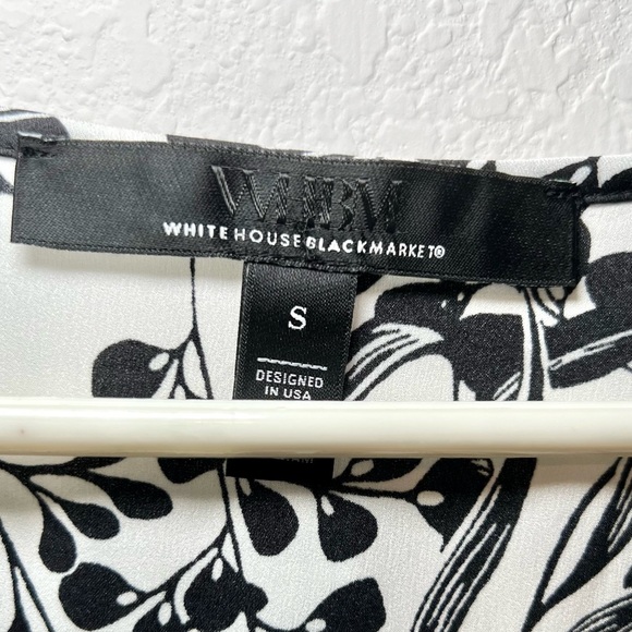 White House Black Market Black and White Floral Blouse. Size S. Great Condition. - Picture 5 of 7